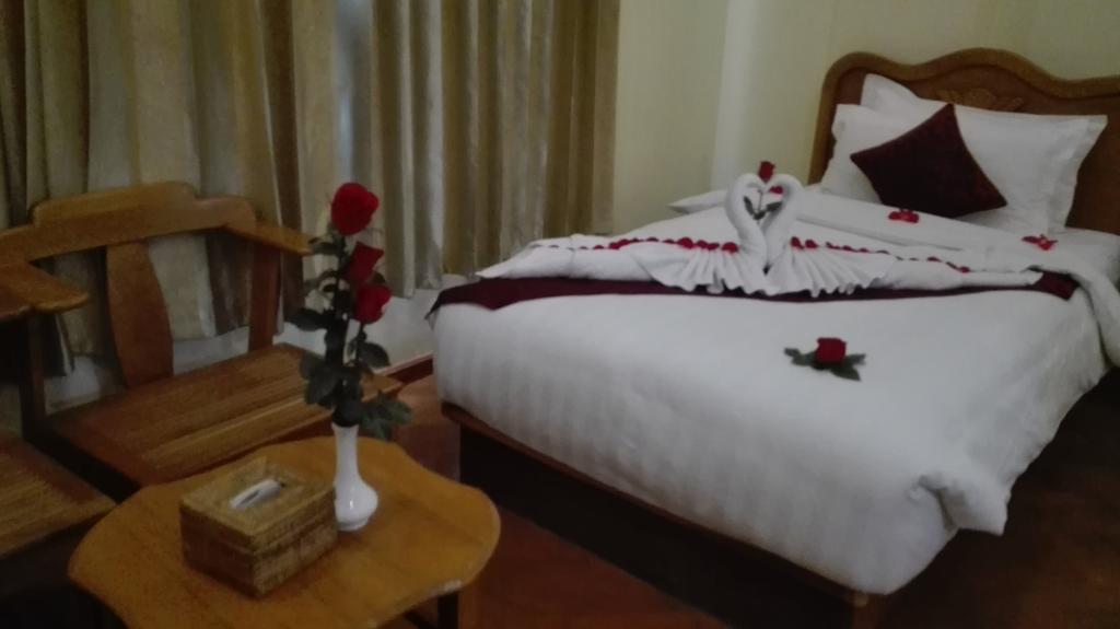 Hotel Dingar มัณฑะเลย์ ภายนอก รูปภาพ