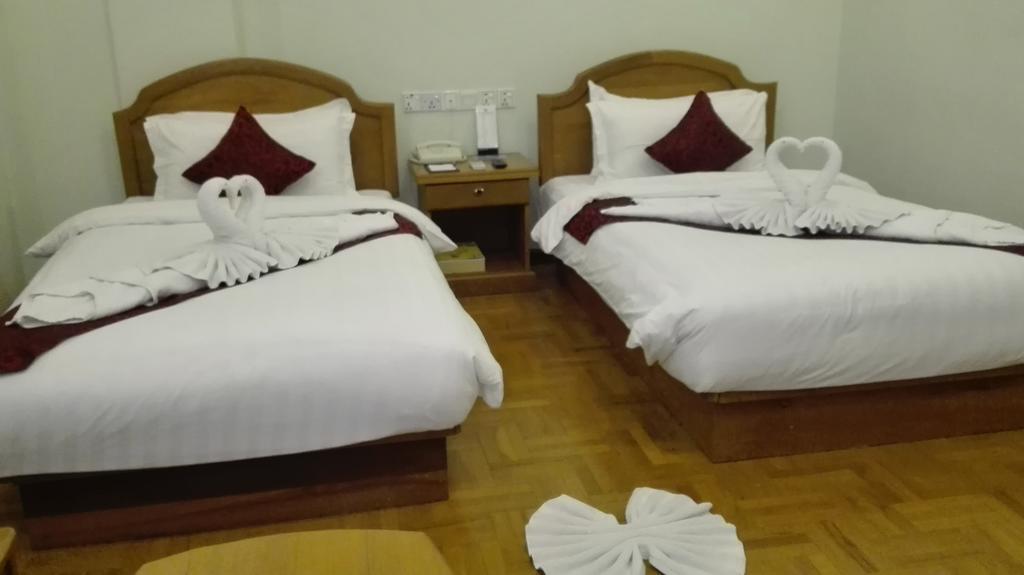 Hotel Dingar มัณฑะเลย์ ภายนอก รูปภาพ