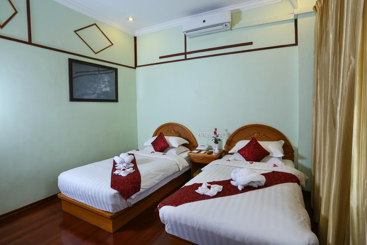 Hotel Dingar มัณฑะเลย์ ภายนอก รูปภาพ
